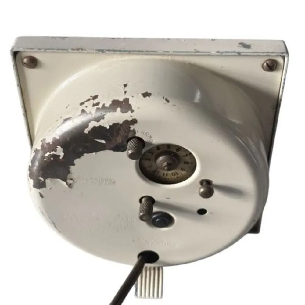 Westclox Logan Self Starting S5-F Vintage Alarm Clock